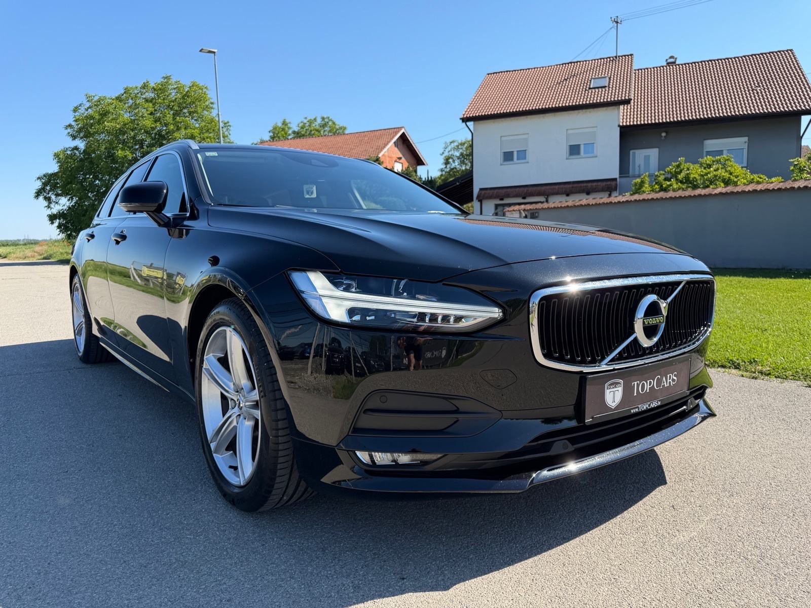 Volvo V90 D4 automatik LED, Navi, Tempomat, Servisna,, fotografija 2