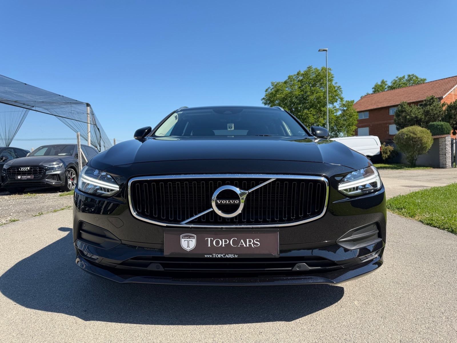 Volvo V90 D4 automatik LED, Navi, Tempomat, Servisna,, fotografija 3