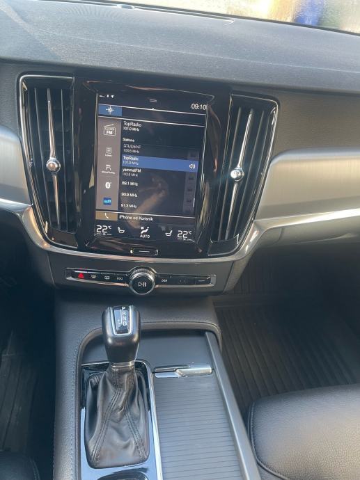 Volvo V90 D4 MOMENTUM, fotografija 9