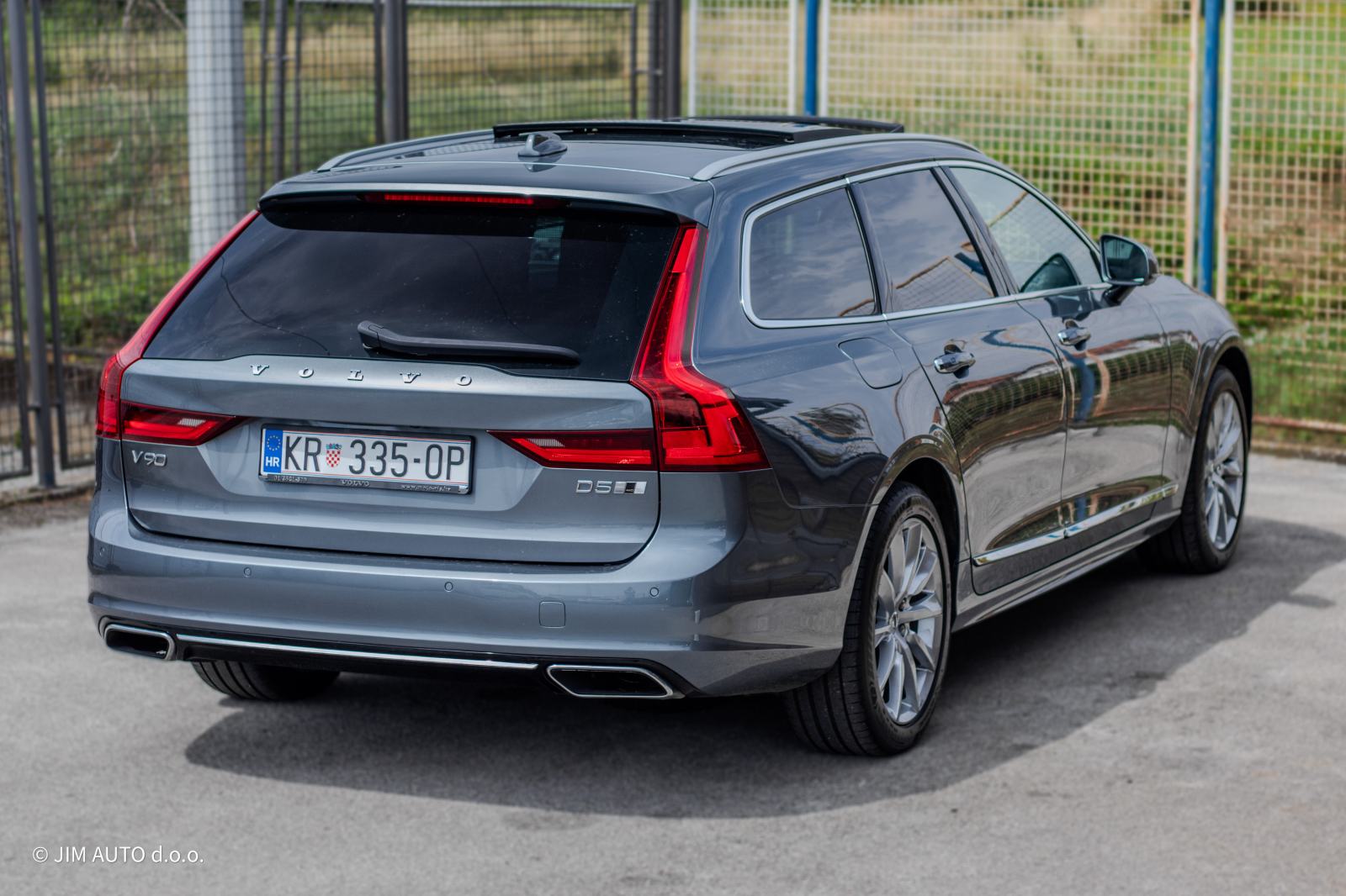 Volvo V90 D5 AWD 240 KS Inscription Polestar Masaža Headup Panorama, fotografija 4