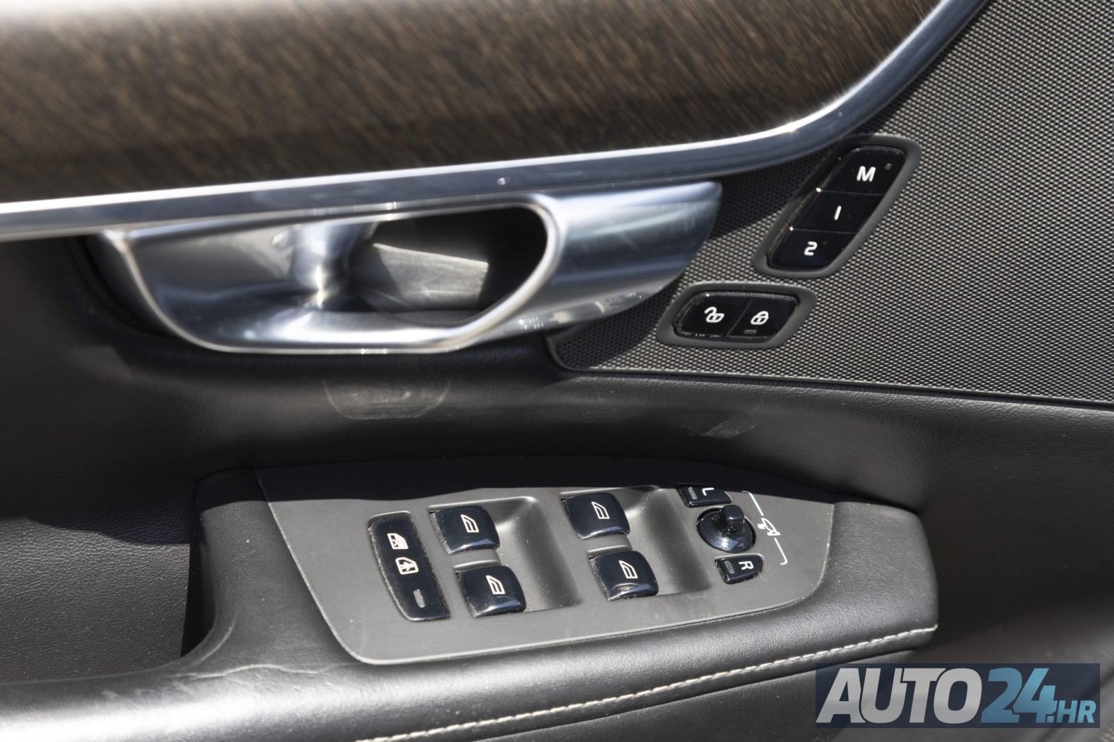 Volvo V90 XC D5 AWD AUT.|1. VL|HR AUTO|VEL SERVIS|KAMERA|RATA OD 347 €, fotografija 16