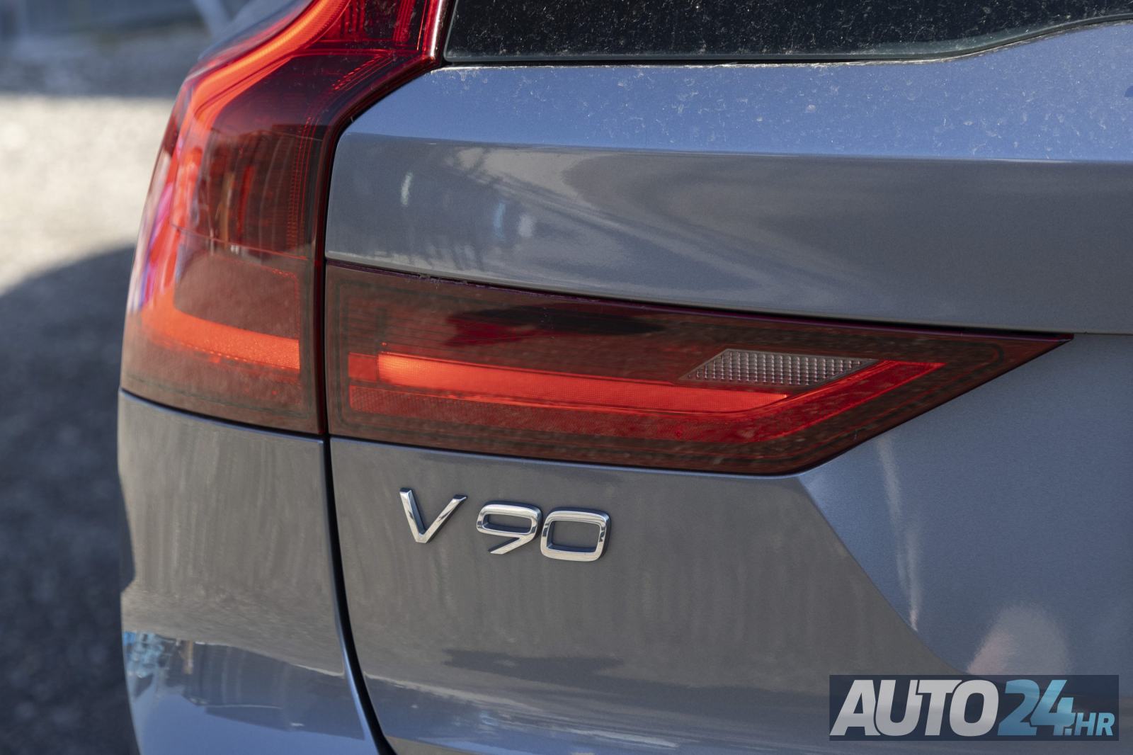 Volvo V90 XC D5 AWD AUT.|1. VL|HR AUTO|VEL SERVIS|KAMERA|RATA OD 347 €, fotografija 12
