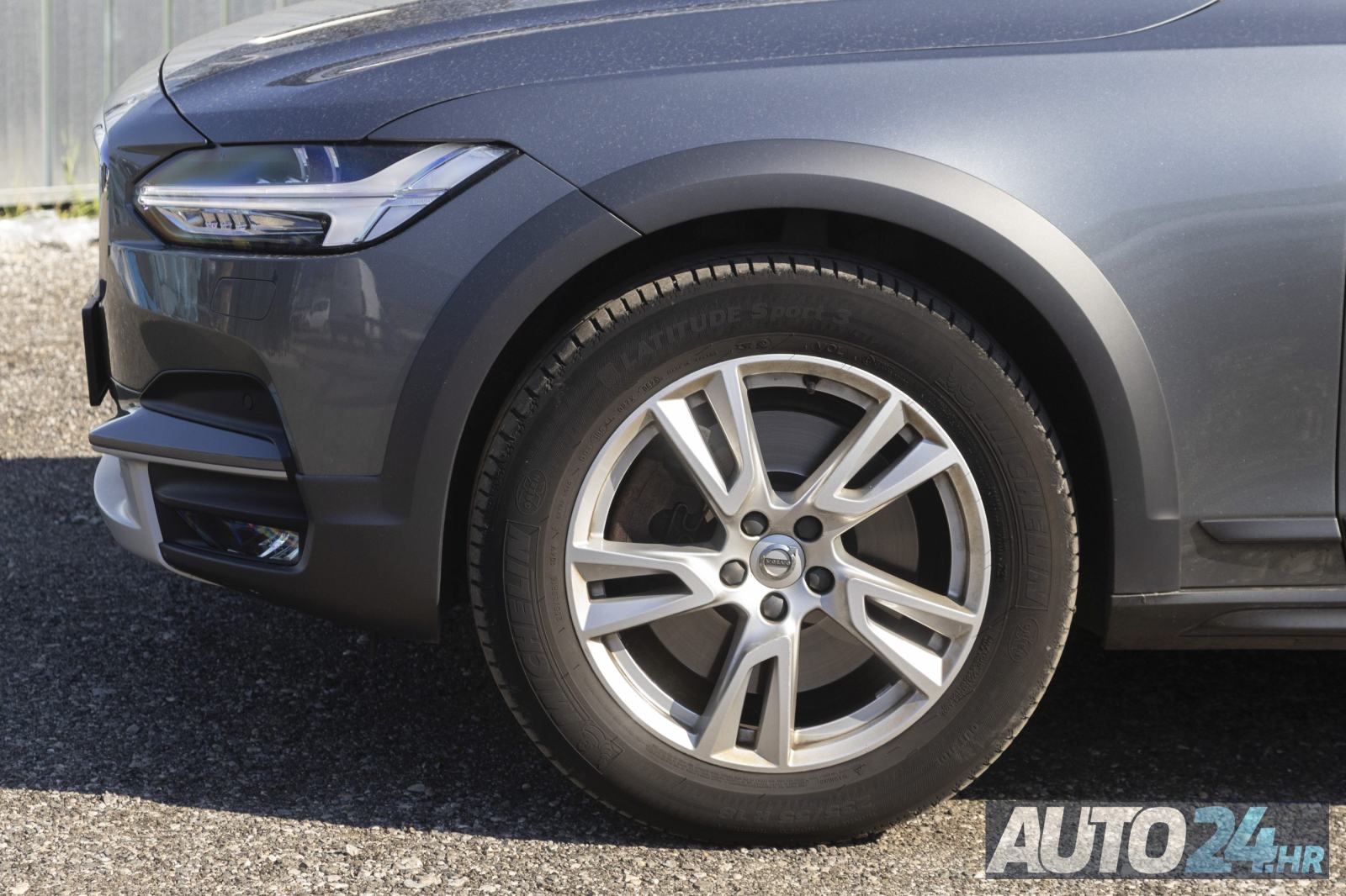 Volvo V90 XC D5 AWD AUT.|1. VL|HR AUTO|VEL SERVIS|KAMERA|RATA OD 347 €, fotografija 13