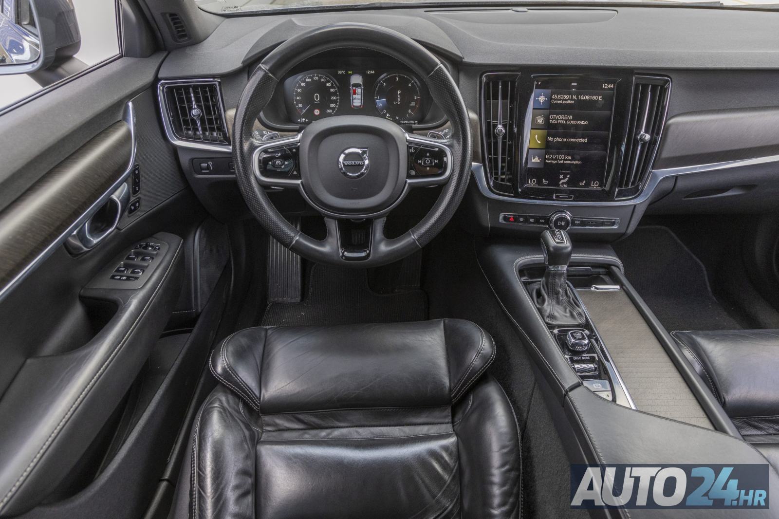 Volvo V90 XC D5 AWD AUT.|1. VL|HR AUTO|VEL SERVIS|KAMERA|RATA OD 347 €, fotografija 7