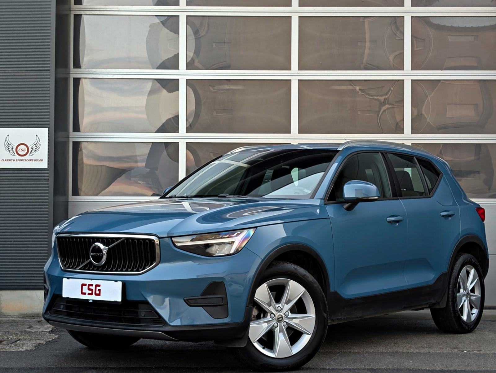 Volvo XC40 2.0 B3 aut. Core, fotografija 3
