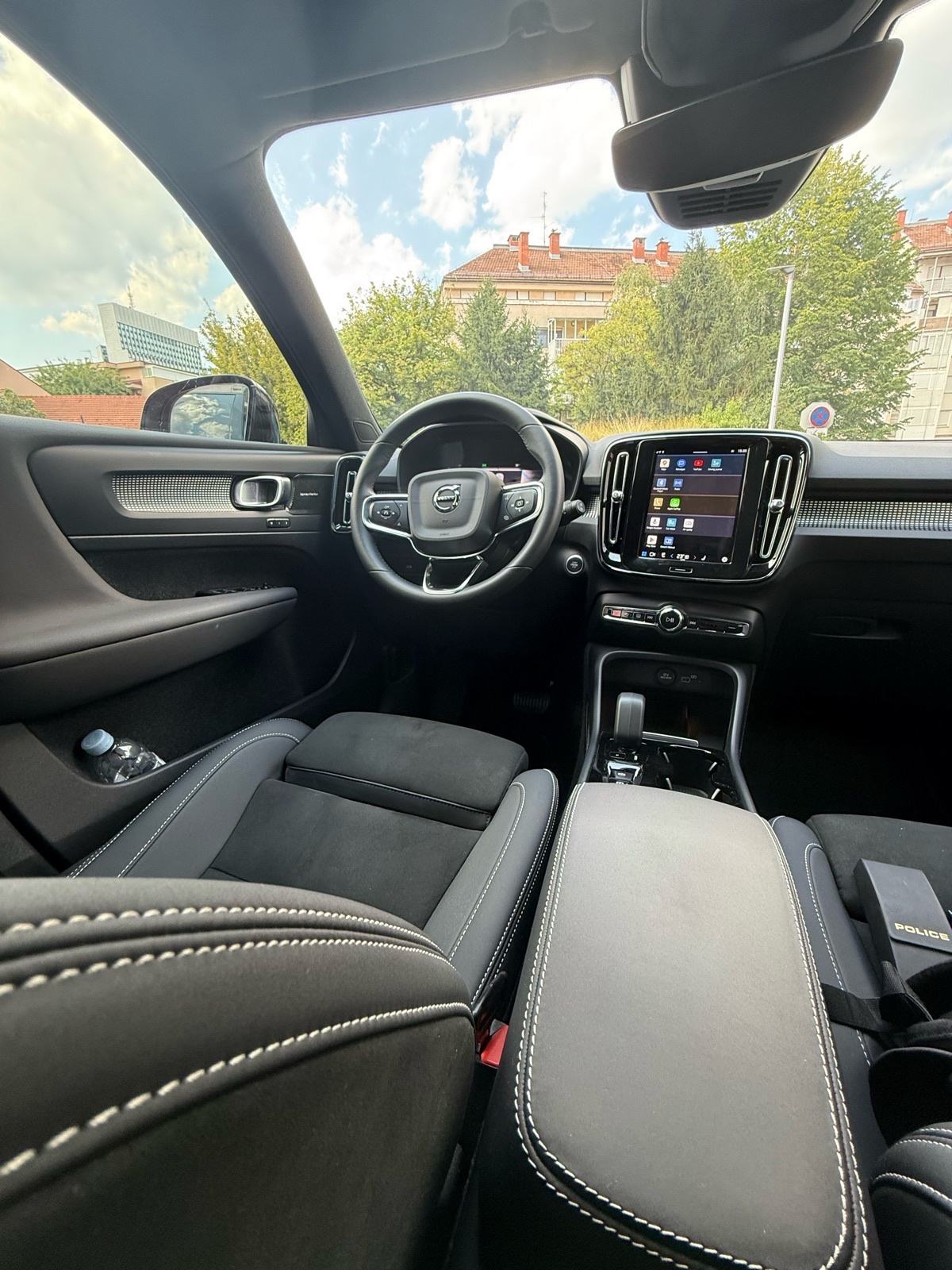 Volvo XC40 2.0 B4 mild hybrid,Plus Dark model,37.000 km,kao nov✅, fotografija 12
