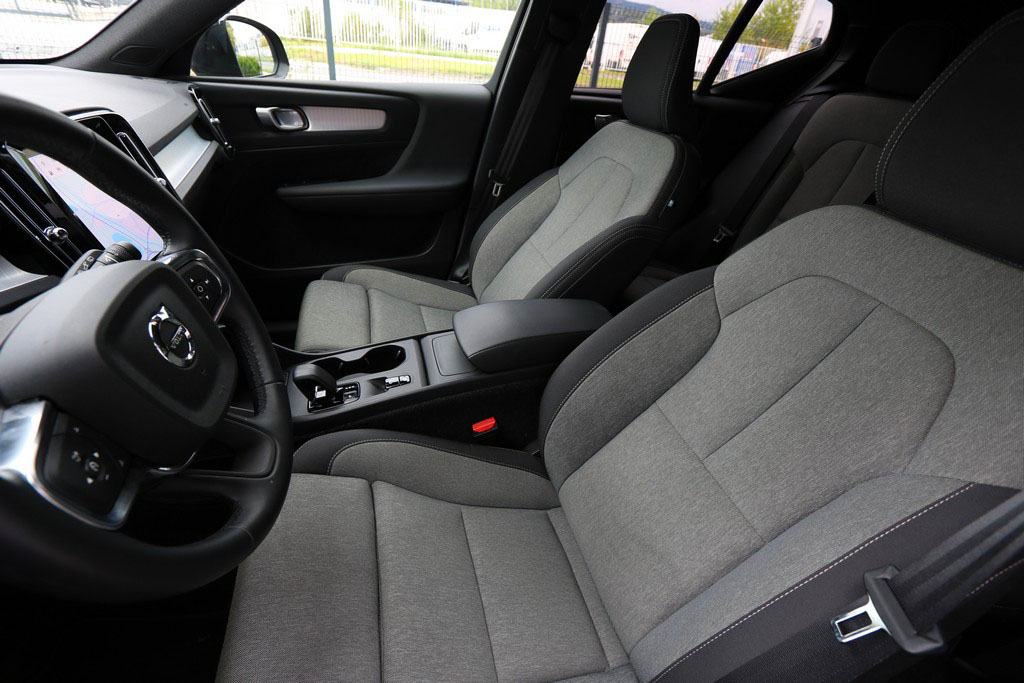 -AKCIJA- Volvo XC40 B3 Automatik-Geartronic Core VIRTUAL - Full LED -, fotografija 6