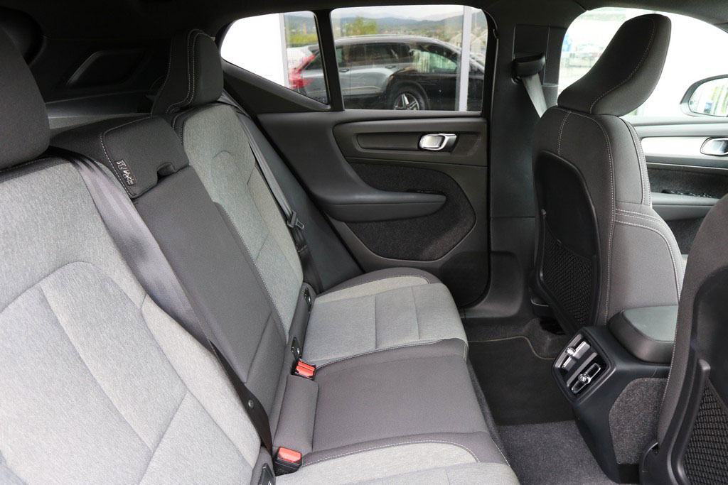 -AKCIJA- Volvo XC40 B3 Automatik-Geartronic Core VIRTUAL - Full LED -, fotografija 8