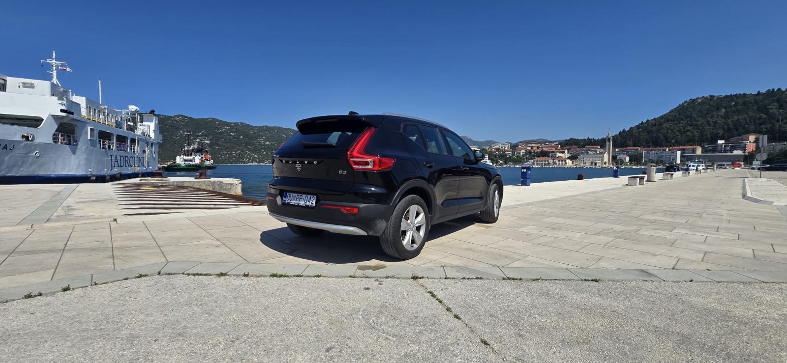Volvo XC40 B3 Automatik, fotografija 4