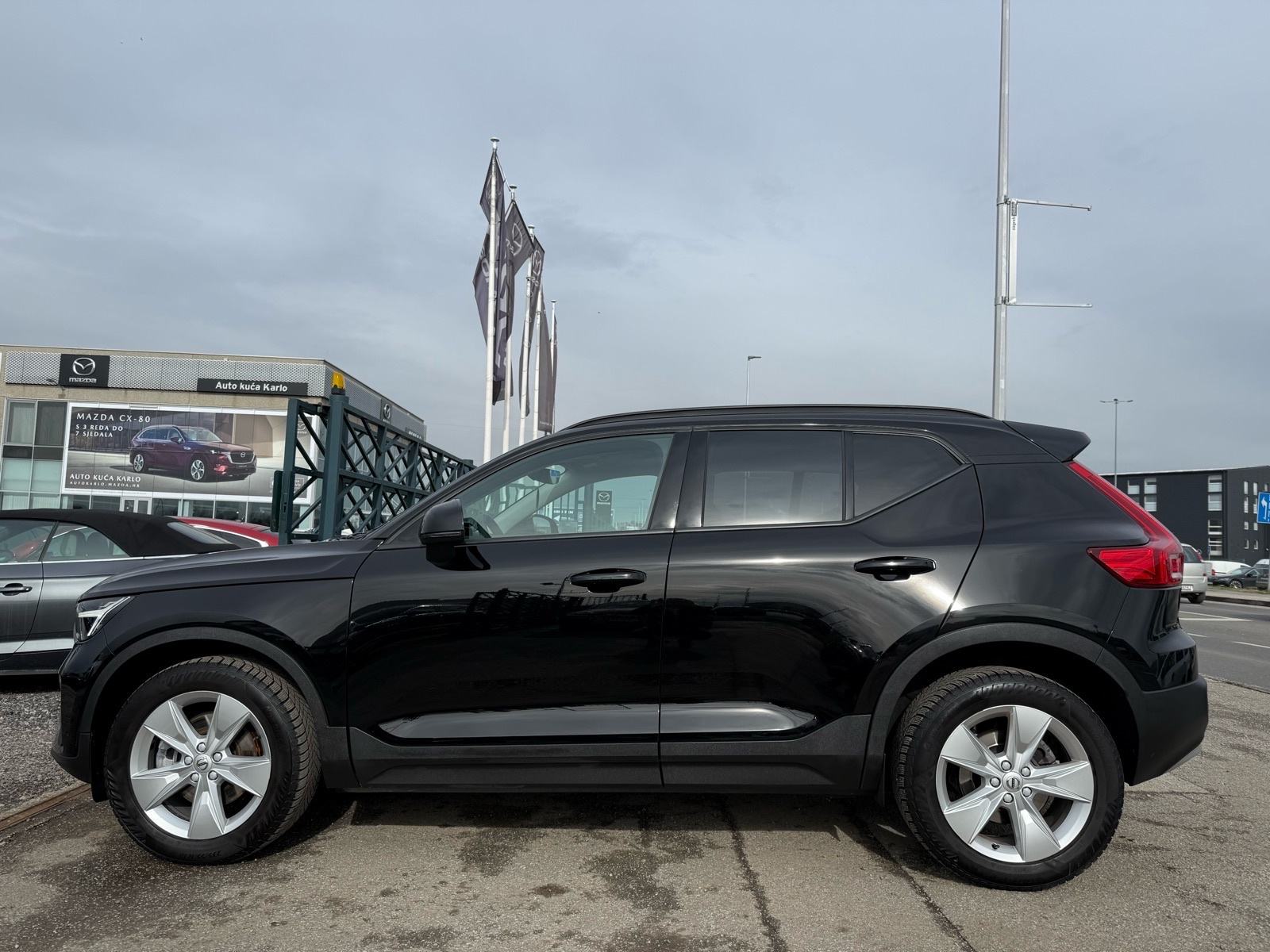 Volvo XC40 B3 AUTOMATIK °VIRTUAL°NAVI°LED°KAMERA°LEASING BEZ UČEŠĆA°, fotografija 4