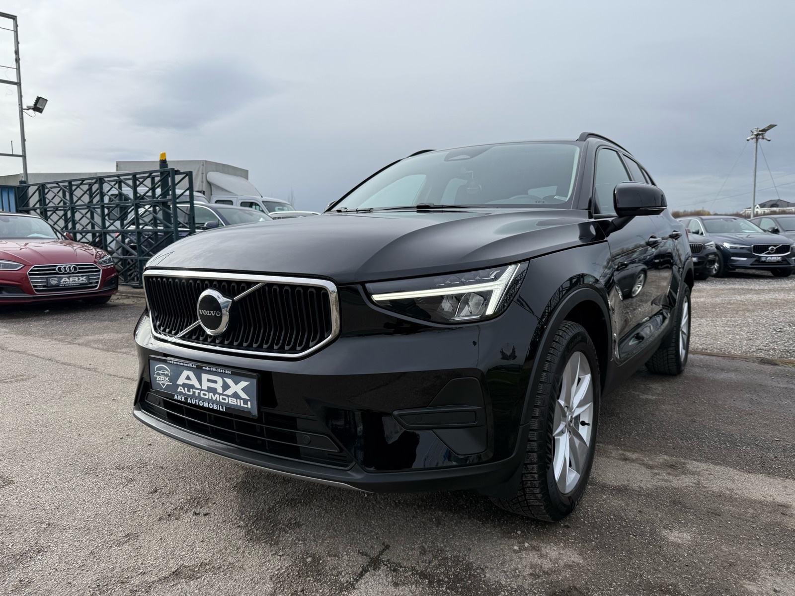 Volvo XC40 B3 AUTOMATIK °VIRTUAL°NAVI°LED°KAMERA°LEASING BEZ UČEŠĆA°, fotografija 3