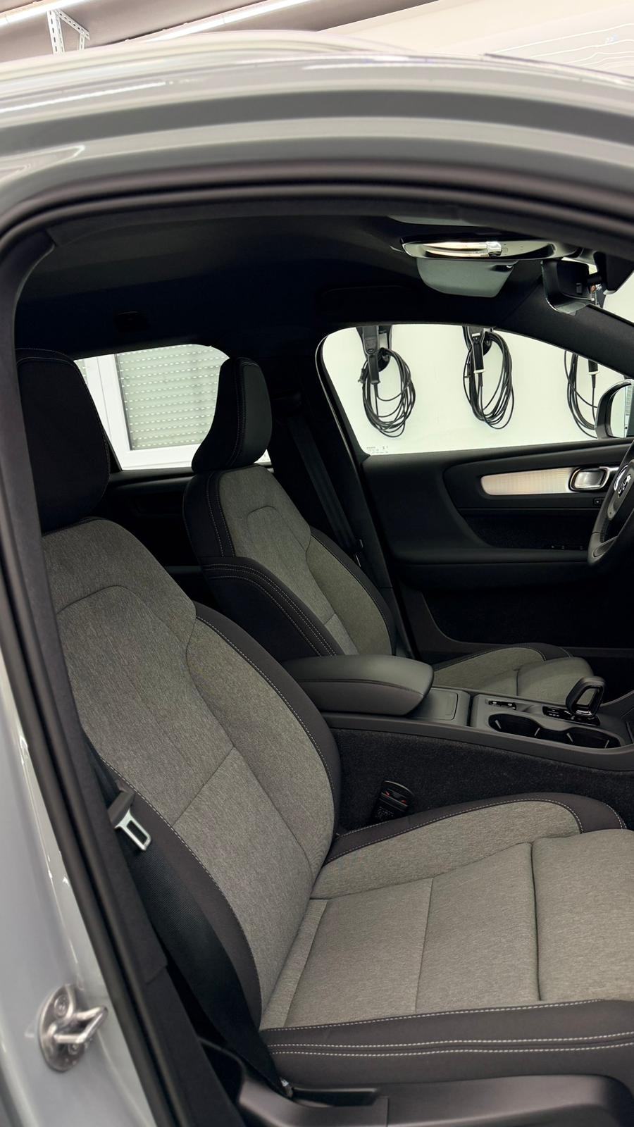 Volvo XC40 B3 Core ☆ GARANCIJA ☆ RATA OD 299€, fotografija 12