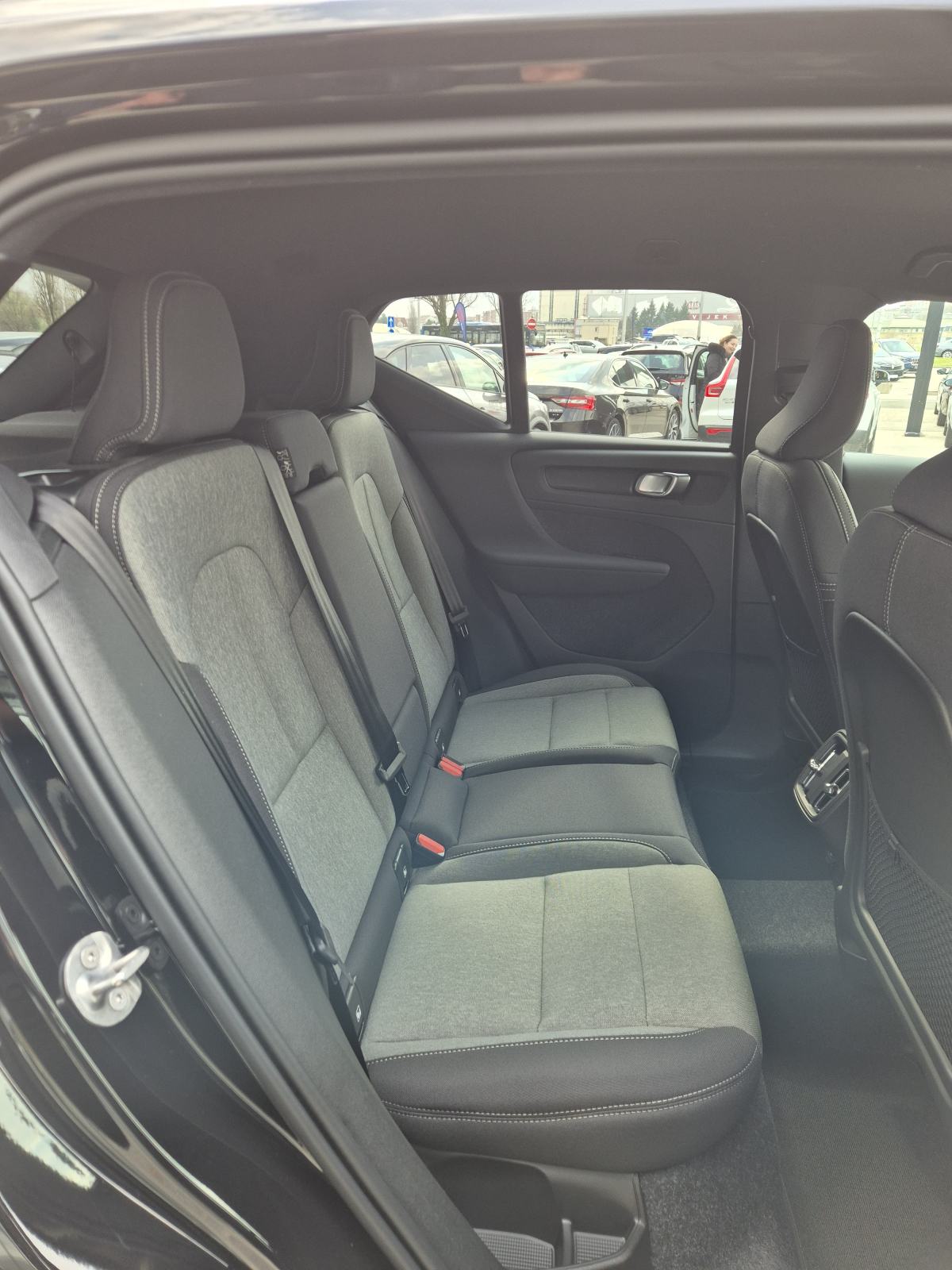 Volvo XC40 B3 Mild hybrid Petrol Core Automatik, fotografija 11