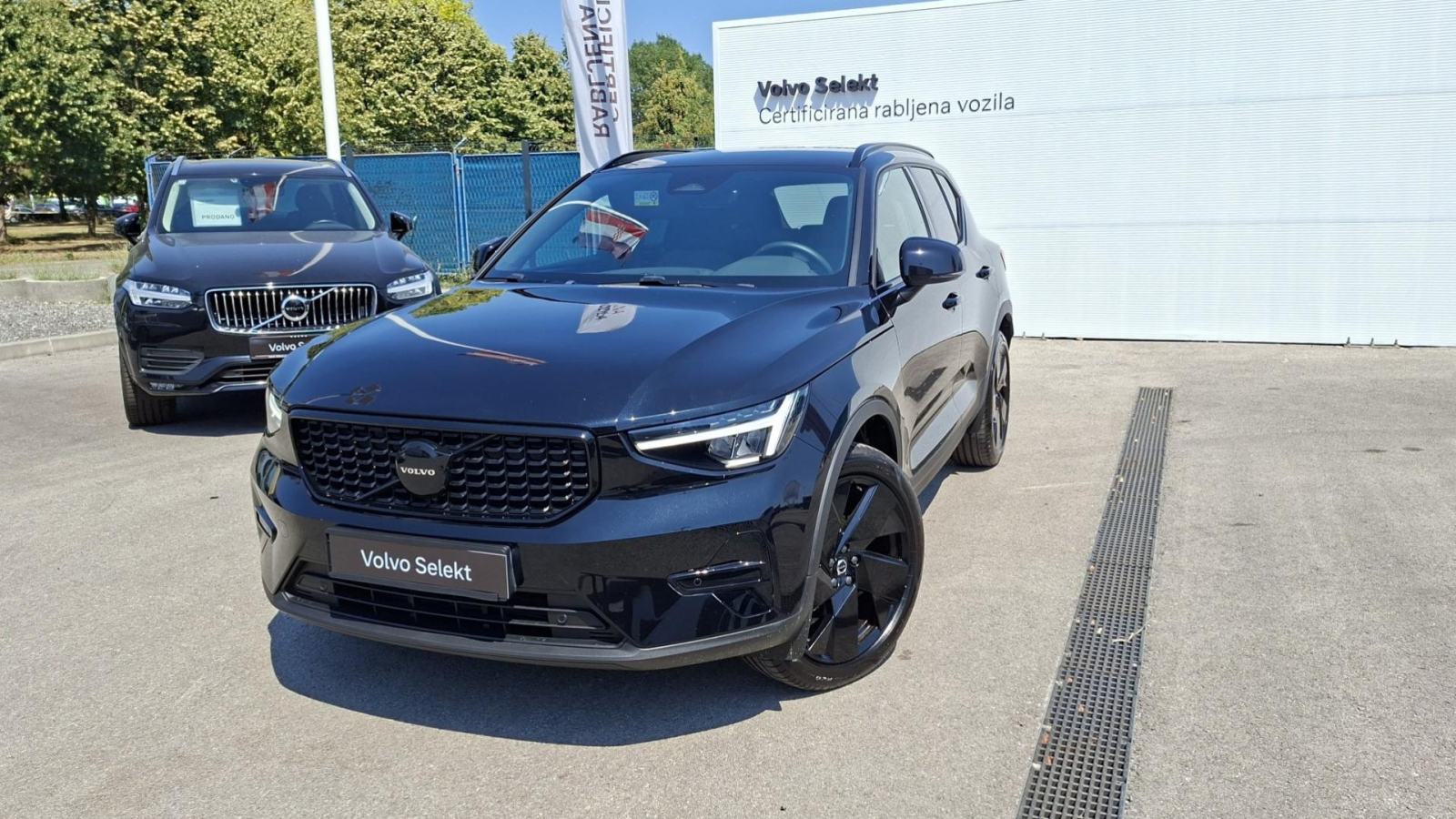 Volvo XC40 B3 Plus Black Edition, Grijanje Volana, Jamstvo, fotografija 1