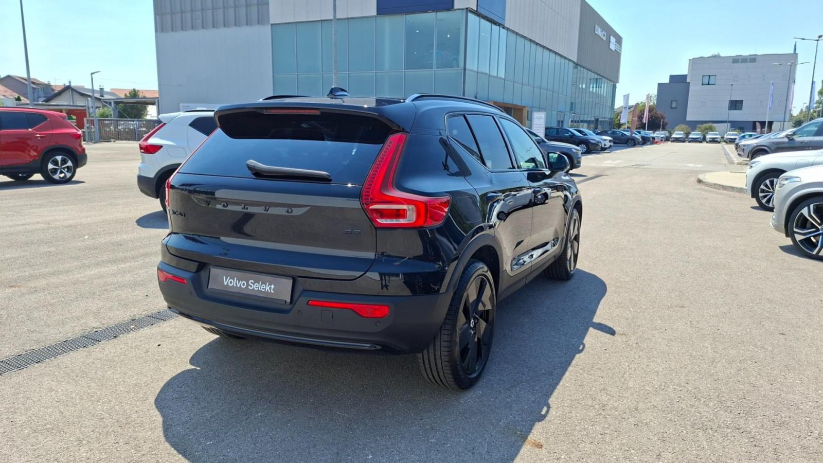 Volvo XC40 B3 Plus Black Edition, Grijanje Volana, Jamstvo, fotografija 7