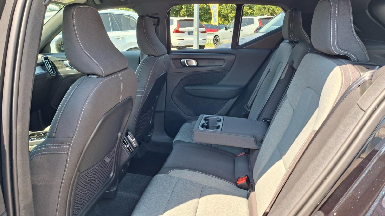 Volvo XC40 B3 Plus Black Edition, Grijanje Volana, Jamstvo, fotografija 16