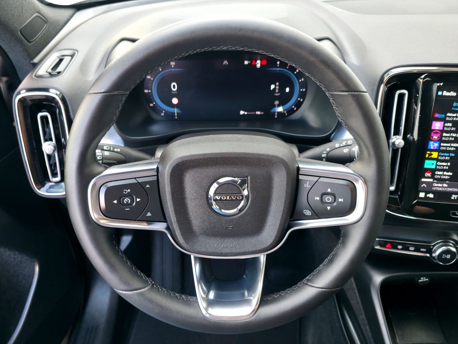 Volvo XC40 B3P Core AT FULLED•TEMP•LANE•VIRTUAL•KEYLESS•17C•, fotografija 8