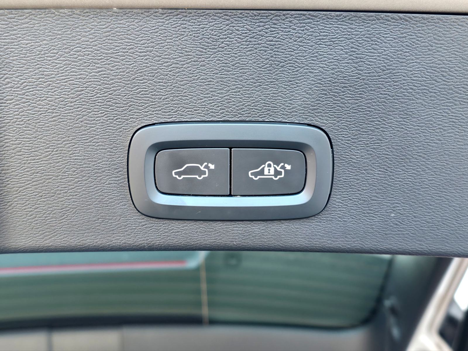 Volvo XC40 B3P Core AT FULLED•TEMP•LANE•VIRTUAL•KEYLESS•17C•, fotografija 15