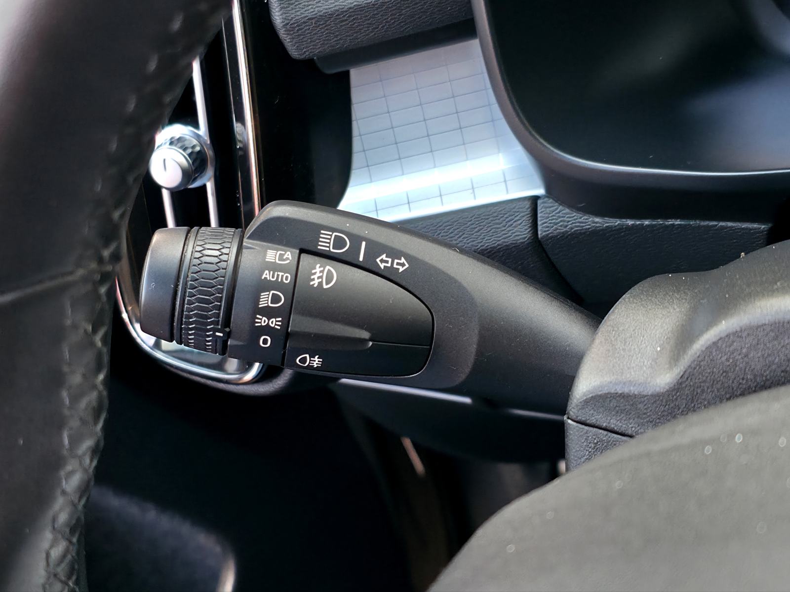 Volvo XC40 B3P Core AT FULLED•TEMP•LANE•VIRTUAL•KEYLESS•17C•, fotografija 11