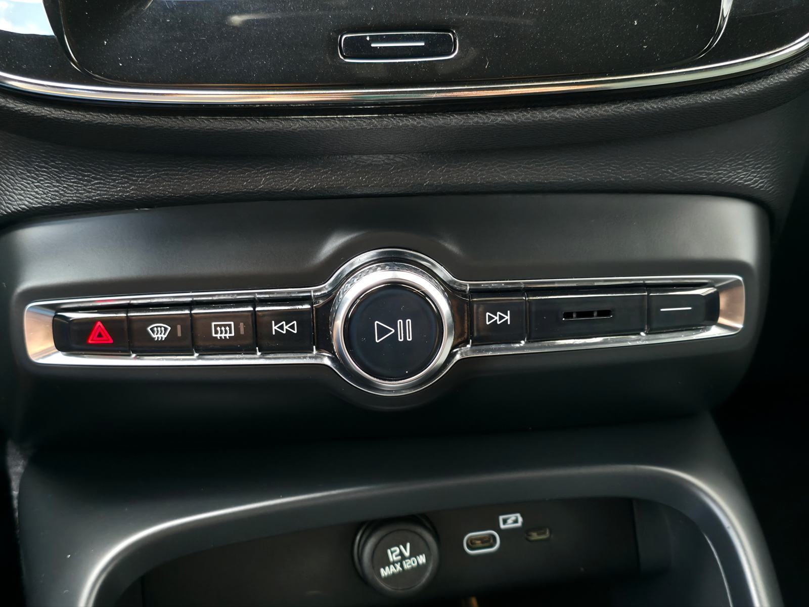 Volvo XC40 B3P Core AT FULLED•TEMP•LANE•VIRTUAL•KEYLESS•17C•, fotografija 13
