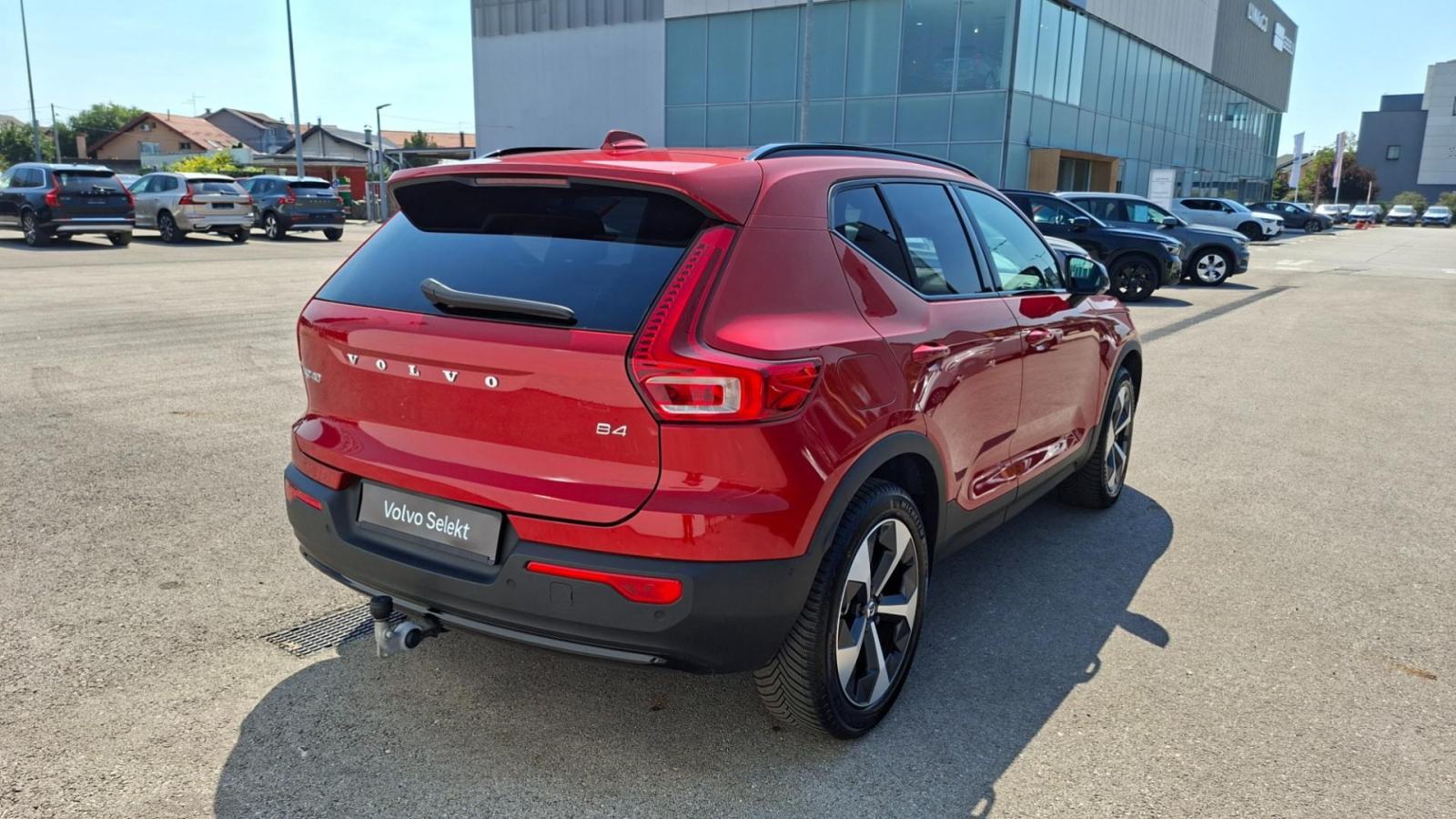 Volvo XC40 B4 Plus Dark, Kuka, 360 Kamera, Jamstvo, fotografija 7