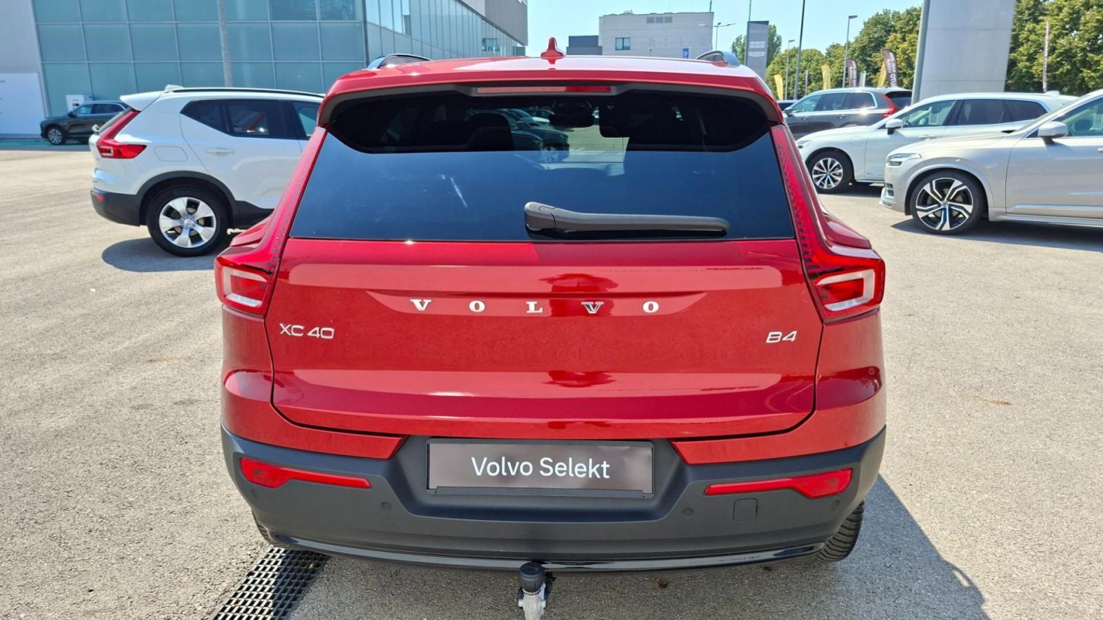 Volvo XC40 B4 Plus Dark, Kuka, 360 Kamera, Jamstvo, fotografija 8