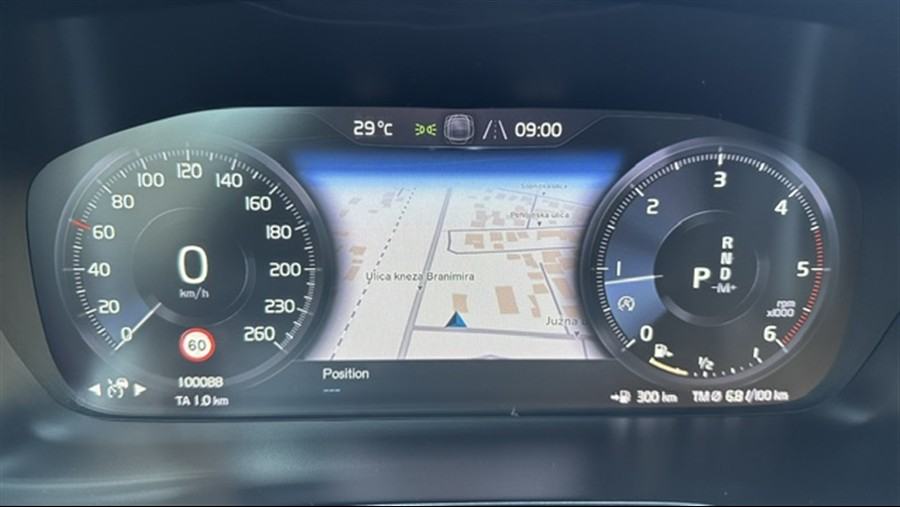 Volvo XC40 D3, 150KS, Automatik, "Inscription", Pano, Kamera, Koža...., fotografija 15