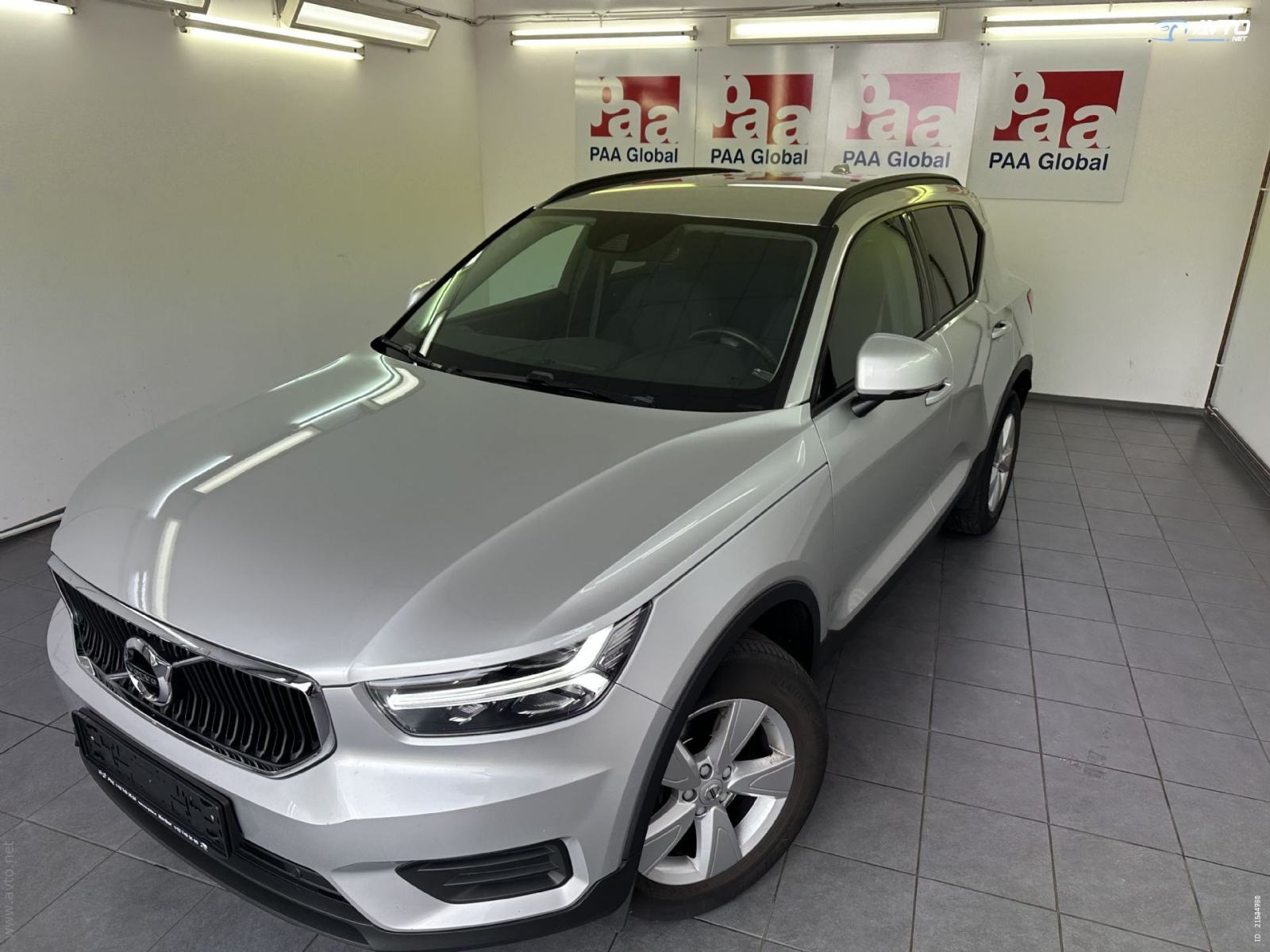 Volvo XC40 D3 A AWD Momentum KAMERA.NAVI.ALU.4X4., fotografija 1
