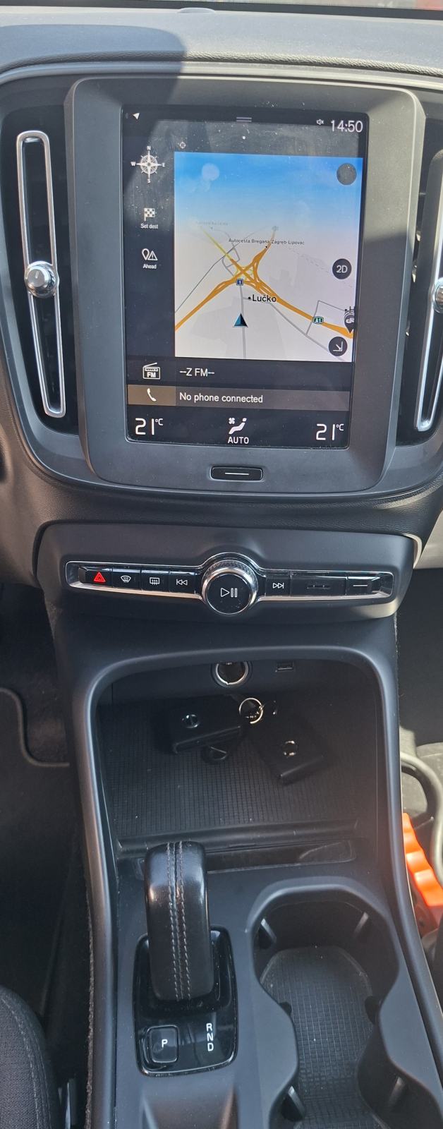 Volvo XC40 D3-AUTOMATIC-PDV-HR AUTO-12/2019- 2.0DIZEL 150KS, fotografija 6