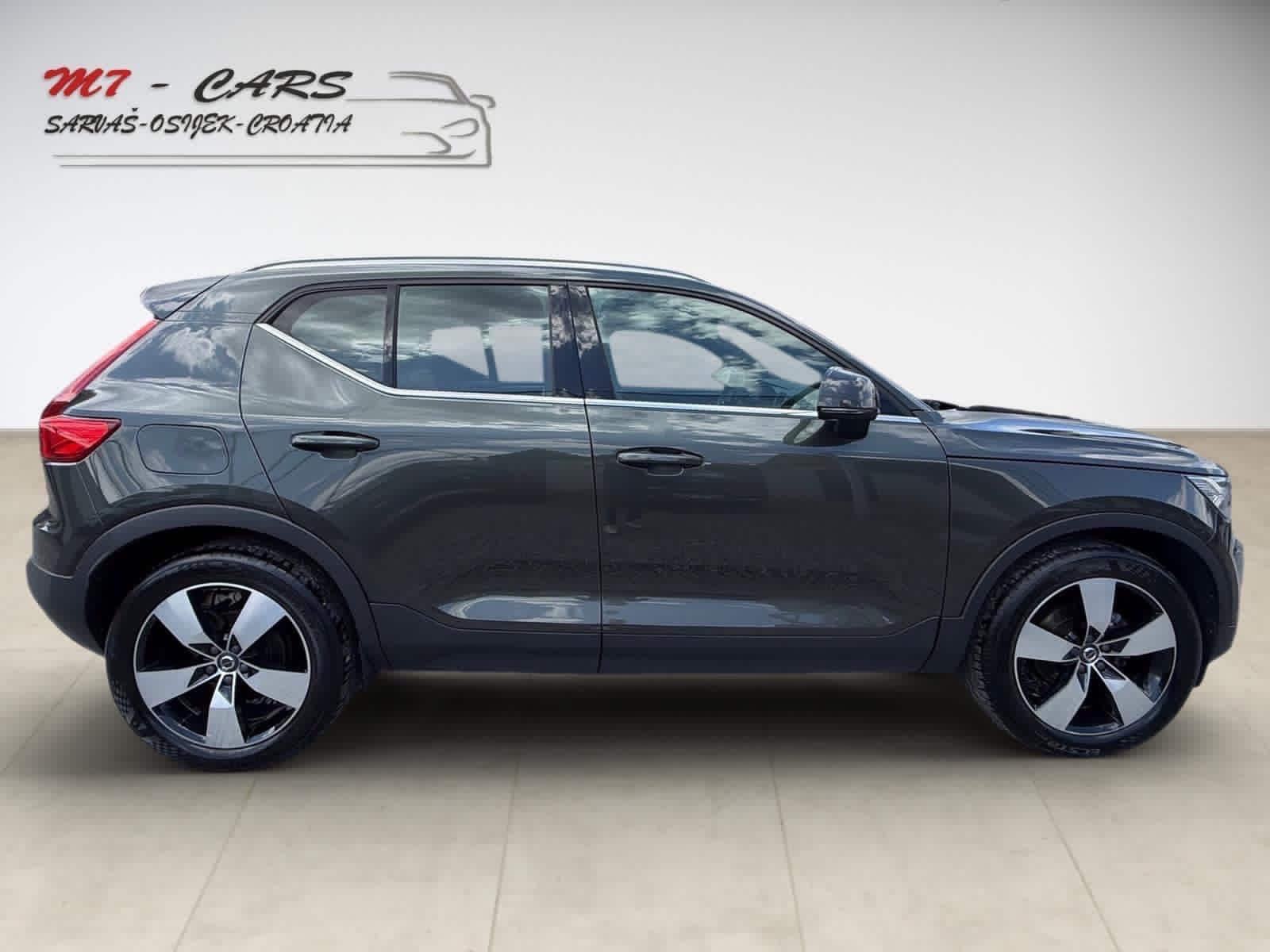 Volvo XC40 D3 automatik INSCRIPTION# H/K# Full Led# Panorama# Alu 19#, fotografija 11