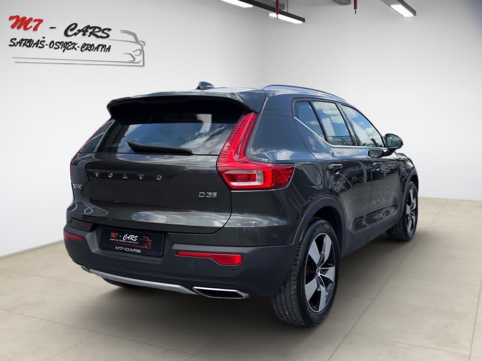 Volvo XC40 D3 automatik INSCRIPTION# H/K# Full Led# Panorama# Alu 19#, fotografija 6