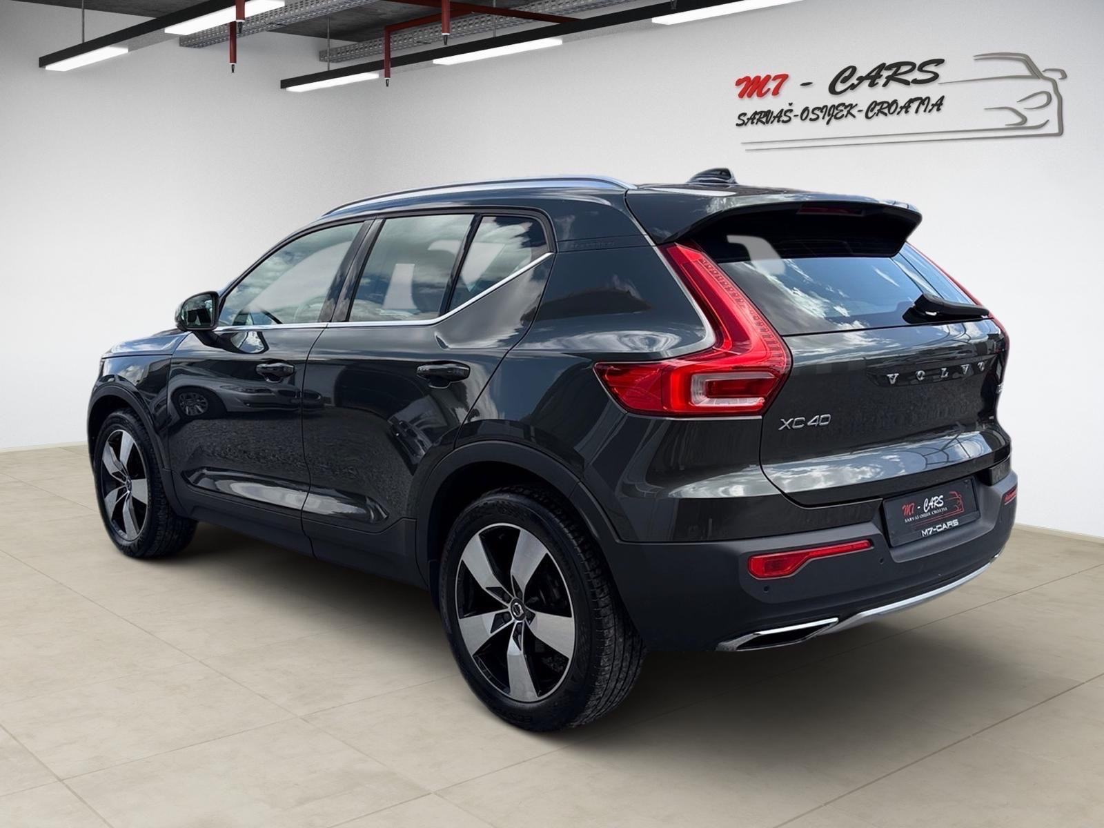 Volvo XC40 D3 automatik INSCRIPTION# H/K# Full Led# Panorama# Alu 19#, fotografija 9