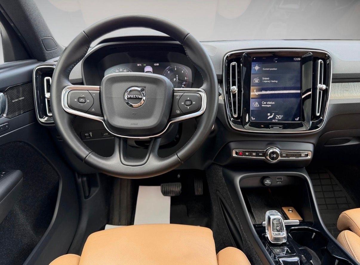 Volvo XC40 D3 automatik INSCRIPTION# H/K# Full Led# Panorama# Alu 19#, fotografija 16