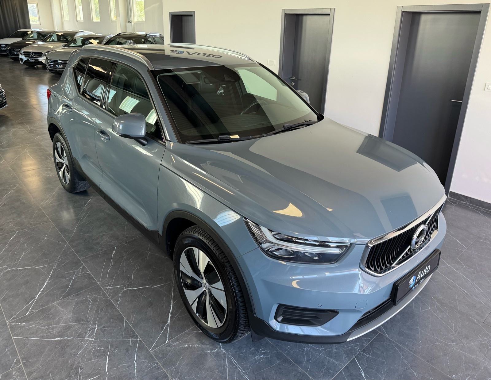 Volvo XC40 D3 Automatik •Navi,Kamera,Led,ACC,Alu 18,94000 km,Jamstvo•, fotografija 2