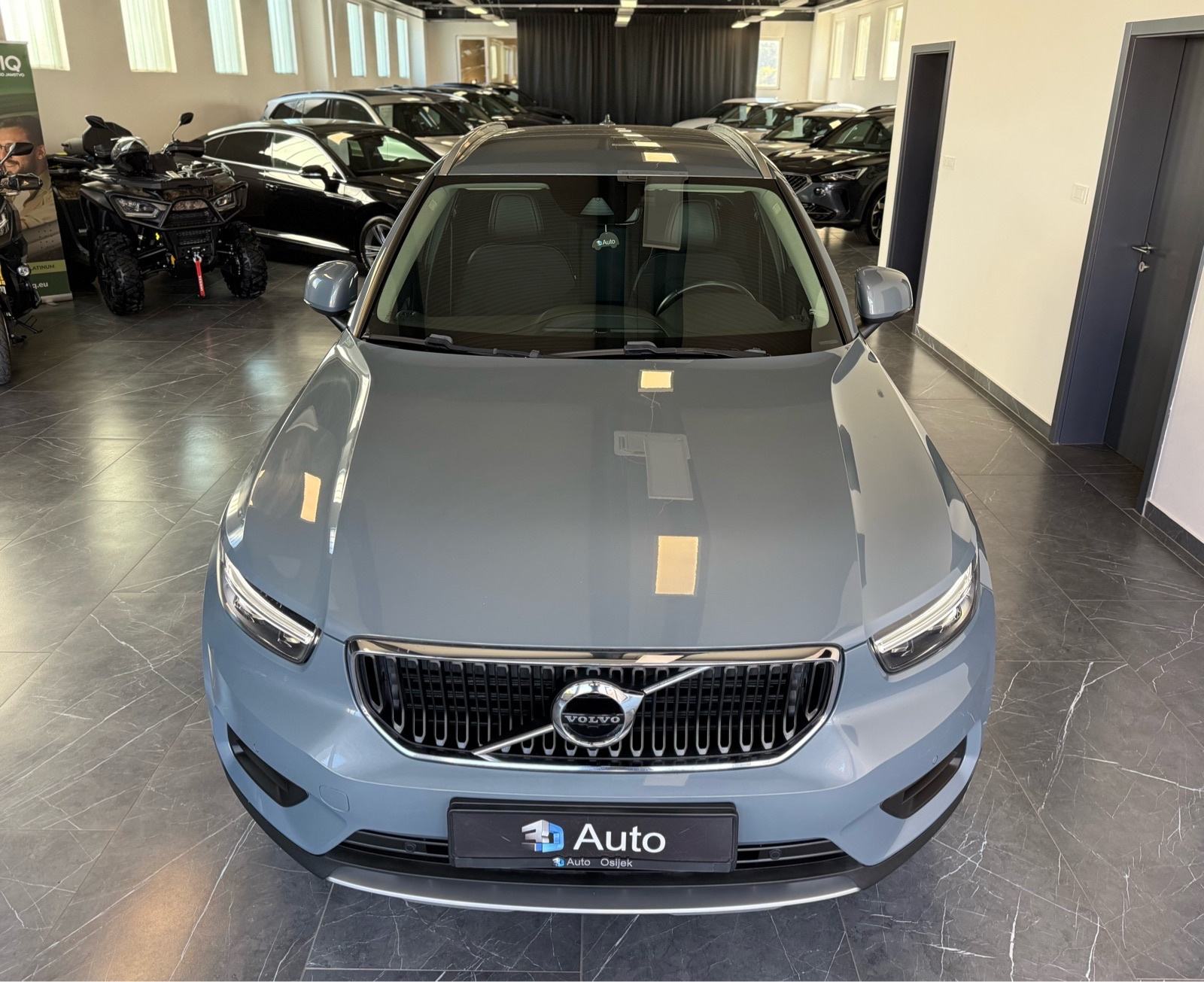 Volvo XC40 D3 Automatik •Navi,Kamera,Led,ACC,Alu 18,94000 km,Jamstvo•, fotografija 4
