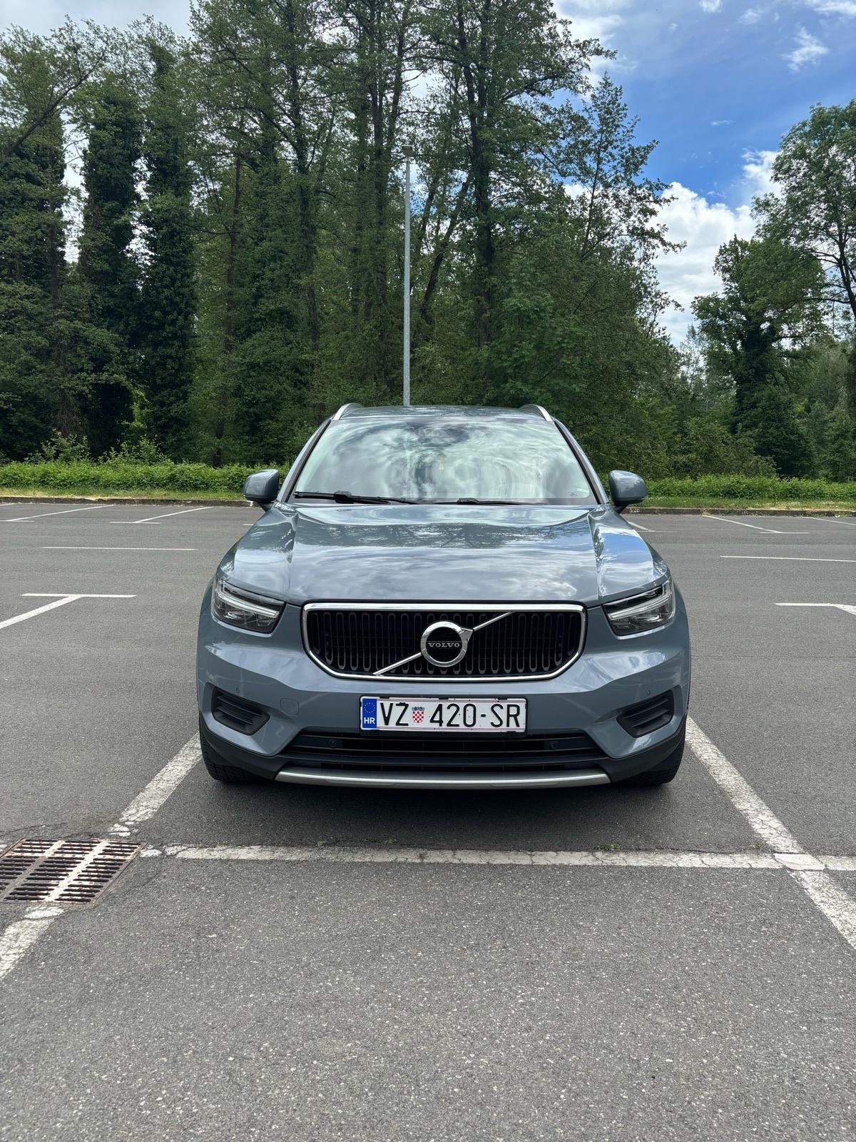 Volvo XC40 D3 automatik, fotografija 1