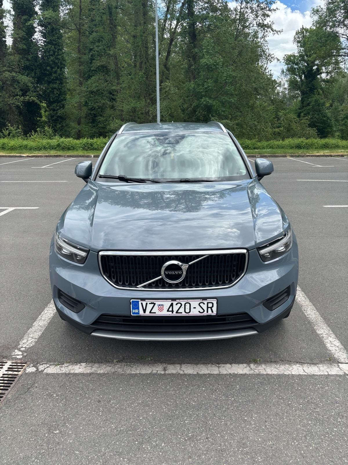 Volvo XC40 D3 automatik, fotografija 2