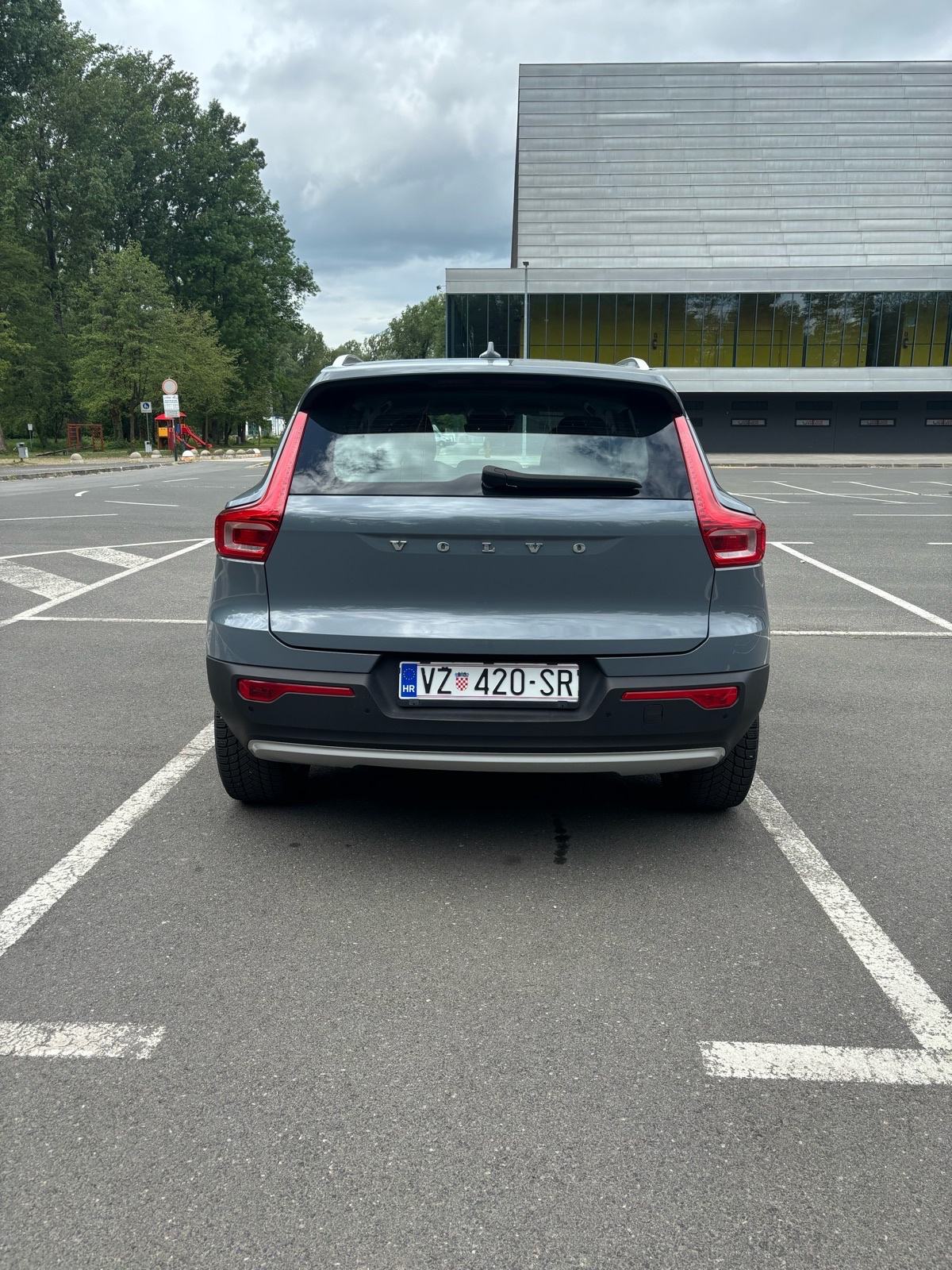 Volvo XC40 D3 automatik, fotografija 6