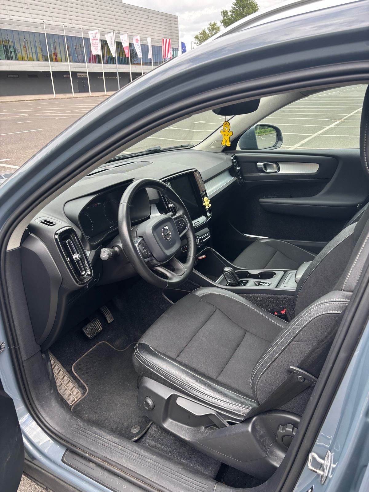 Volvo XC40 D3 automatik, fotografija 7