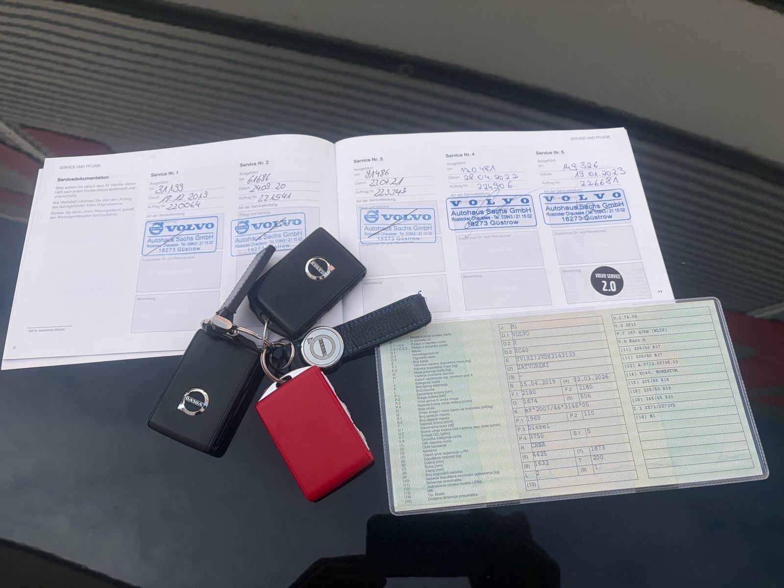 Volvo XC40 D3 automatik,reg god dana,110kw-150KS,oprema, fotografija 19