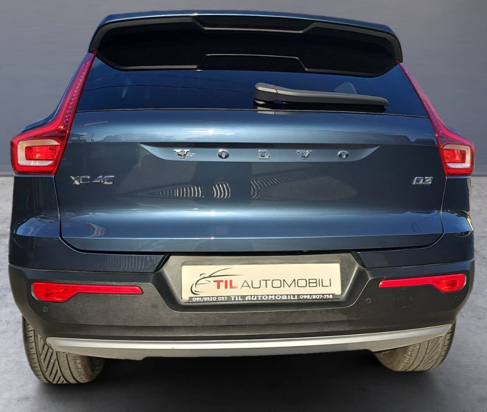 Volvo XC40 D3,AUTOMATIK,VIRTUAL,LED,KLIMA,KOŽA,GRIJANJE SJEDALA..., fotografija 8
