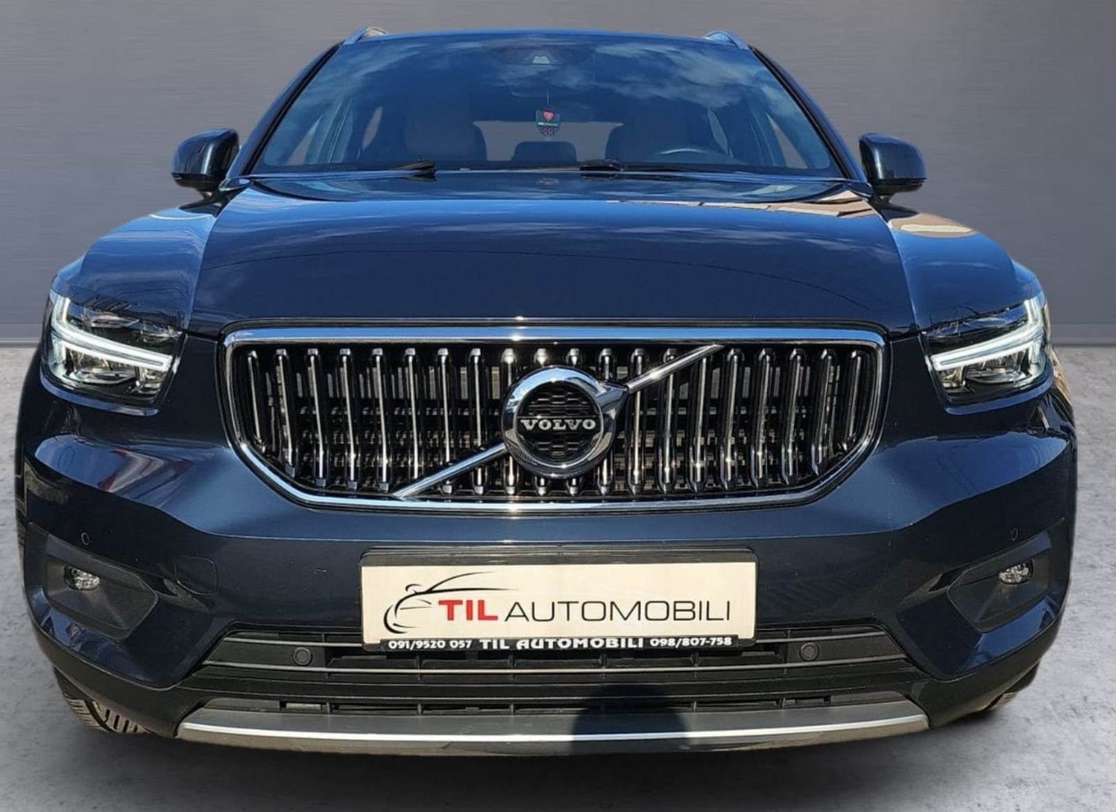 Volvo XC40 D3,AUTOMATIK,VIRTUAL,LED,KLIMA,KOŽA,GRIJANJE SJEDALA..., fotografija 3
