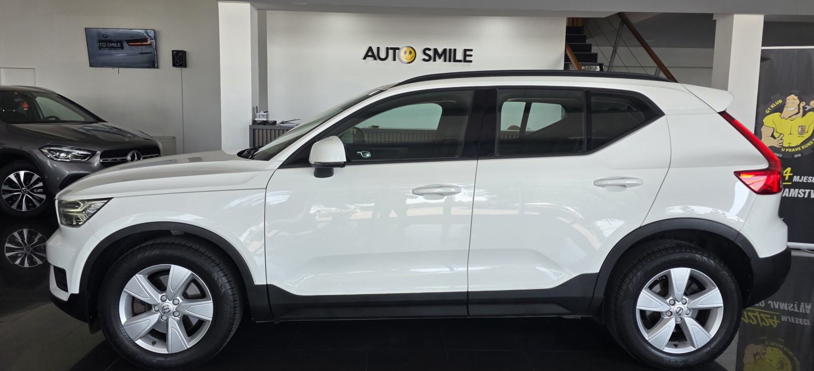 Volvo XC40 D3 AWD, AUT., FULL LED, KLIMA, NAVI, TEMP, PDC, EL. PAKET.., fotografija 2