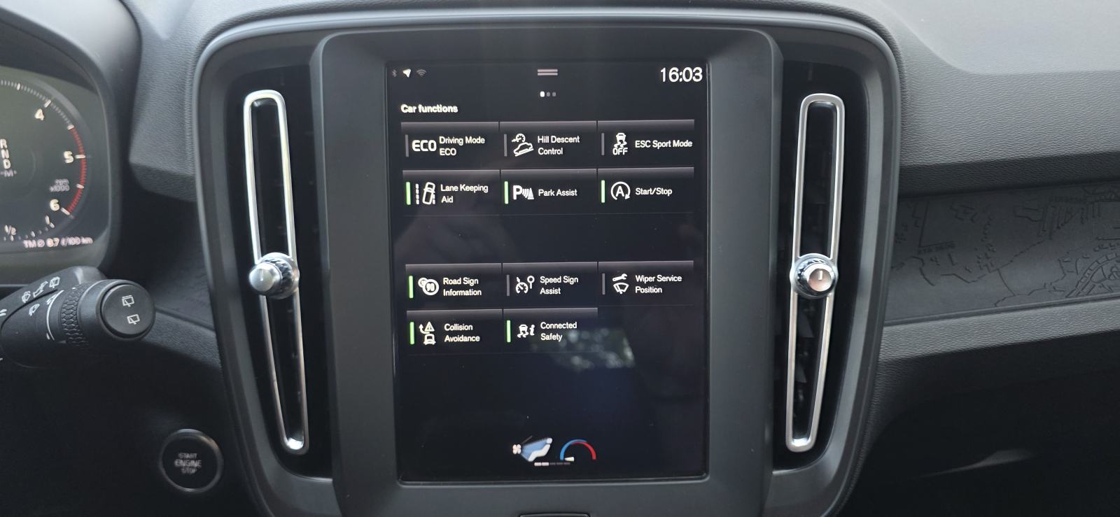 Volvo XC40 D3 AWD, AUT., FULL LED, KLIMA, NAVI, TEMP, PDC, EL. PAKET.., fotografija 18