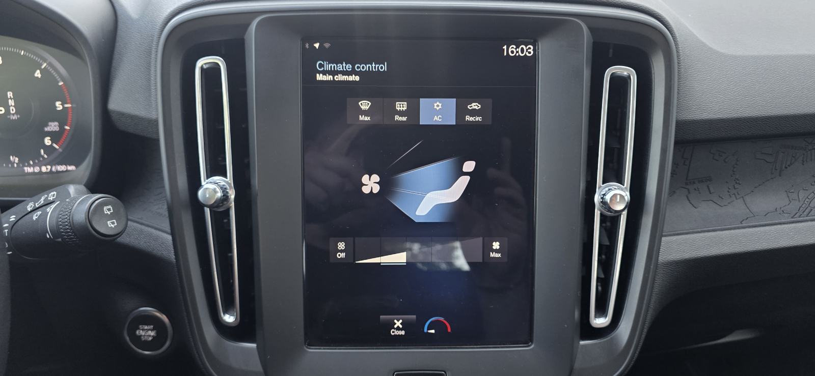 Volvo XC40 D3 AWD, AUT., FULL LED, KLIMA, NAVI, TEMP, PDC, EL. PAKET.., fotografija 19