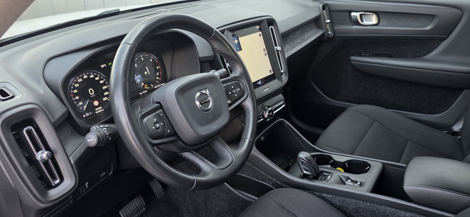 Volvo XC40 D3 AWD, AUT., FULL LED, KLIMA, NAVI, TEMP, PDC, EL. PAKET.., fotografija 12
