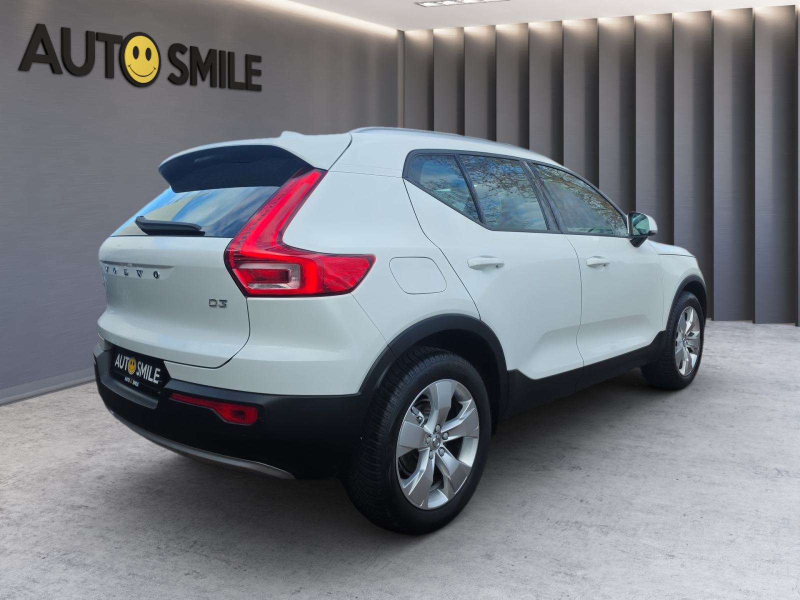 Volvo XC40 D3, 6 BRZINA, FULL LED, NAVI, TEMP, RADAR, JAMSTVO..., fotografija 6