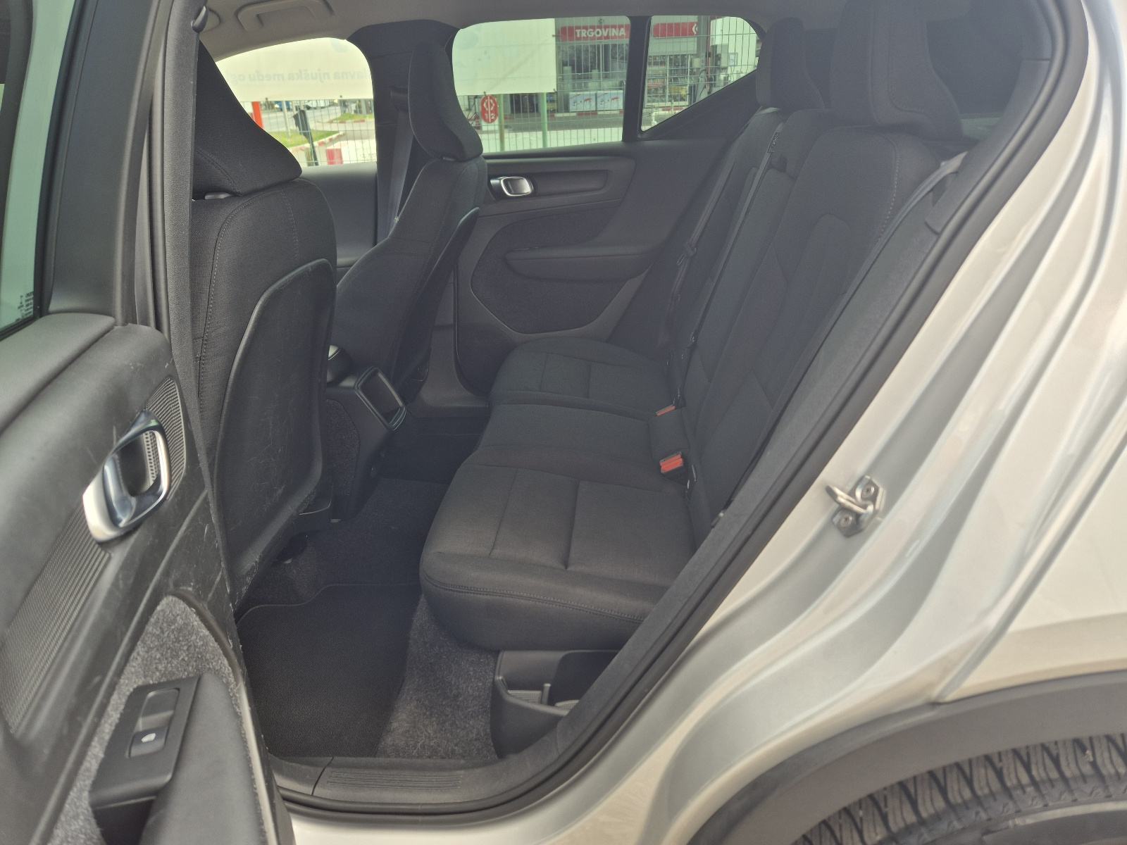 Volvo XC40 D3, fotografija 13