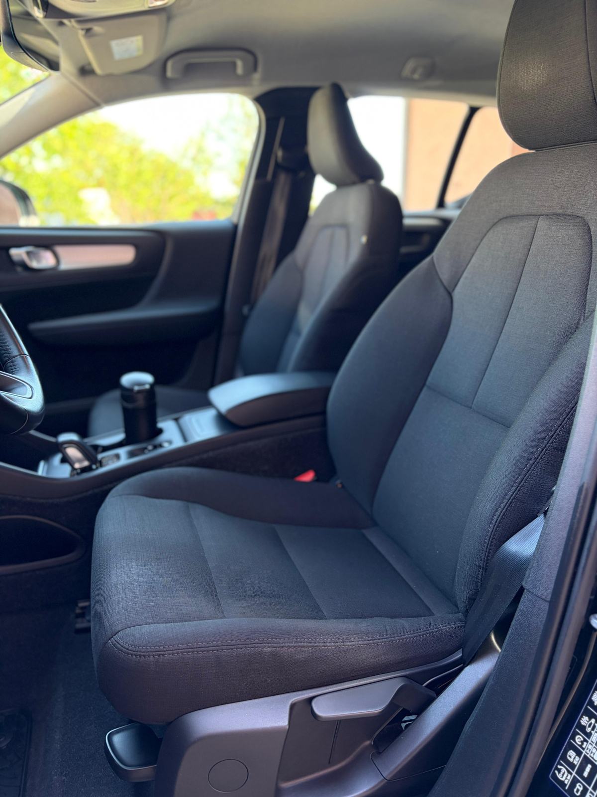 Volvo XC40 D3, fotografija 14