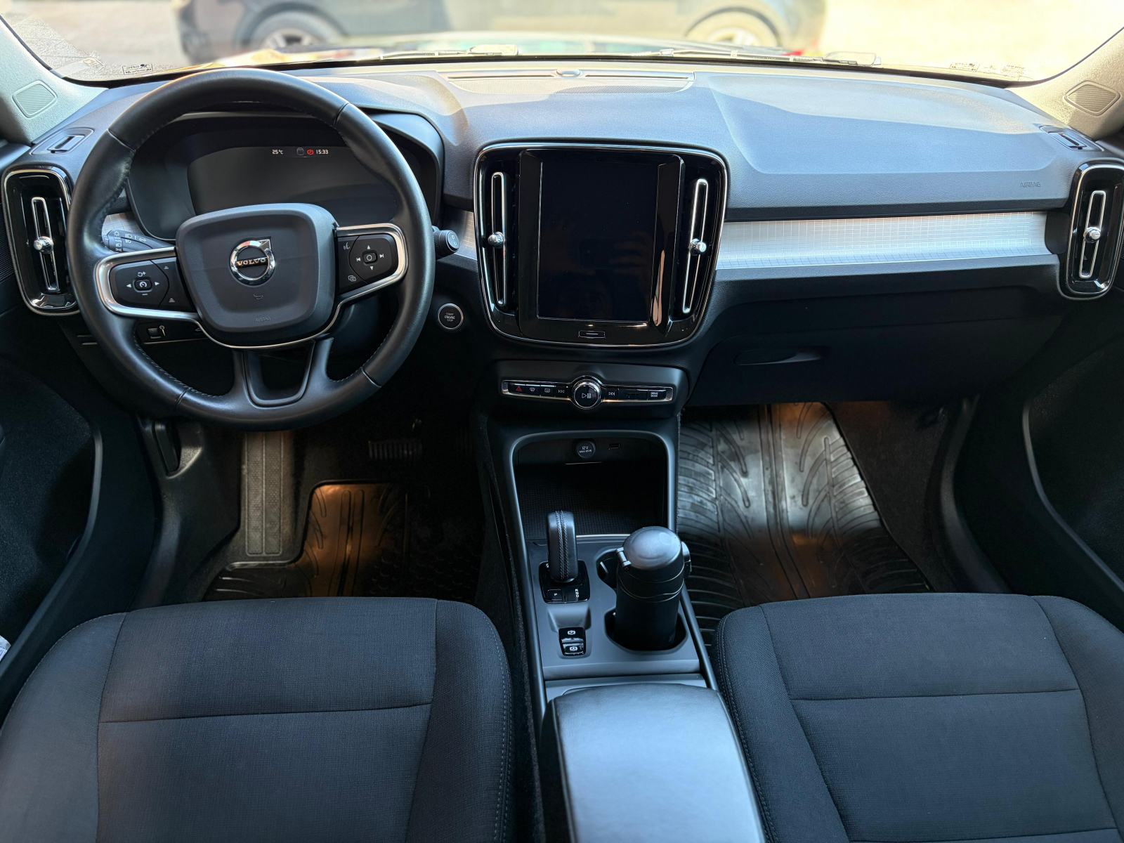 Volvo XC40 D3, fotografija 17
